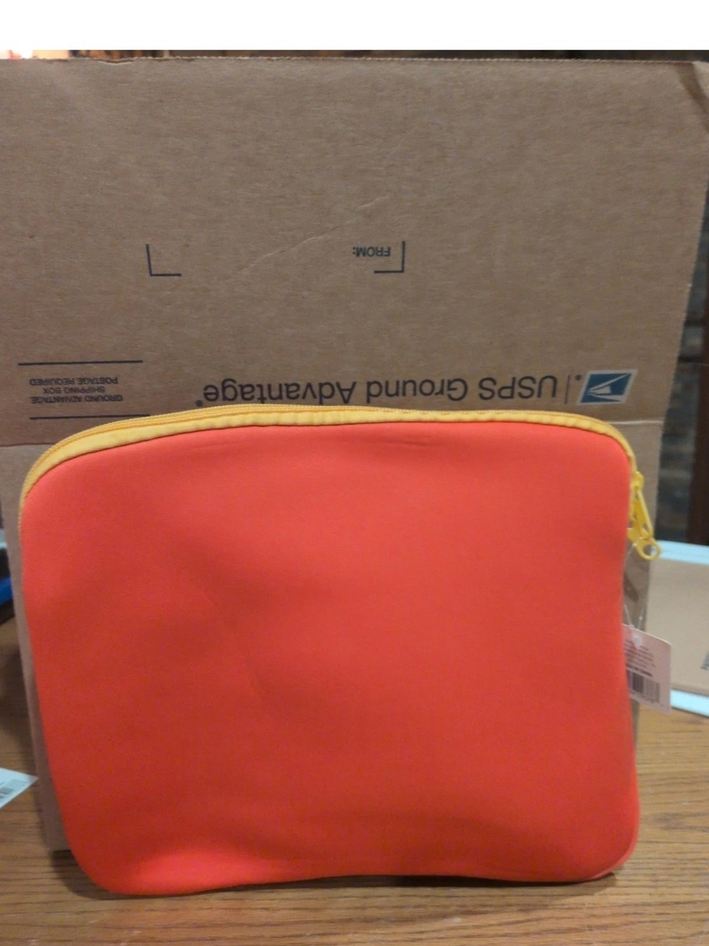 Tech Pouch - Picture 2 of 4